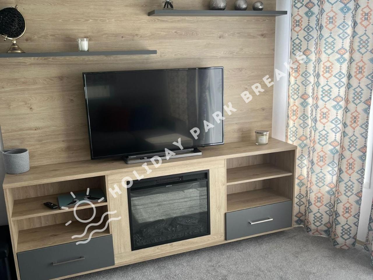 Sunset - A Relaxing Gold 3 Bed Holiday Home At Seal Bay Resort Чичестър Екстериор снимка